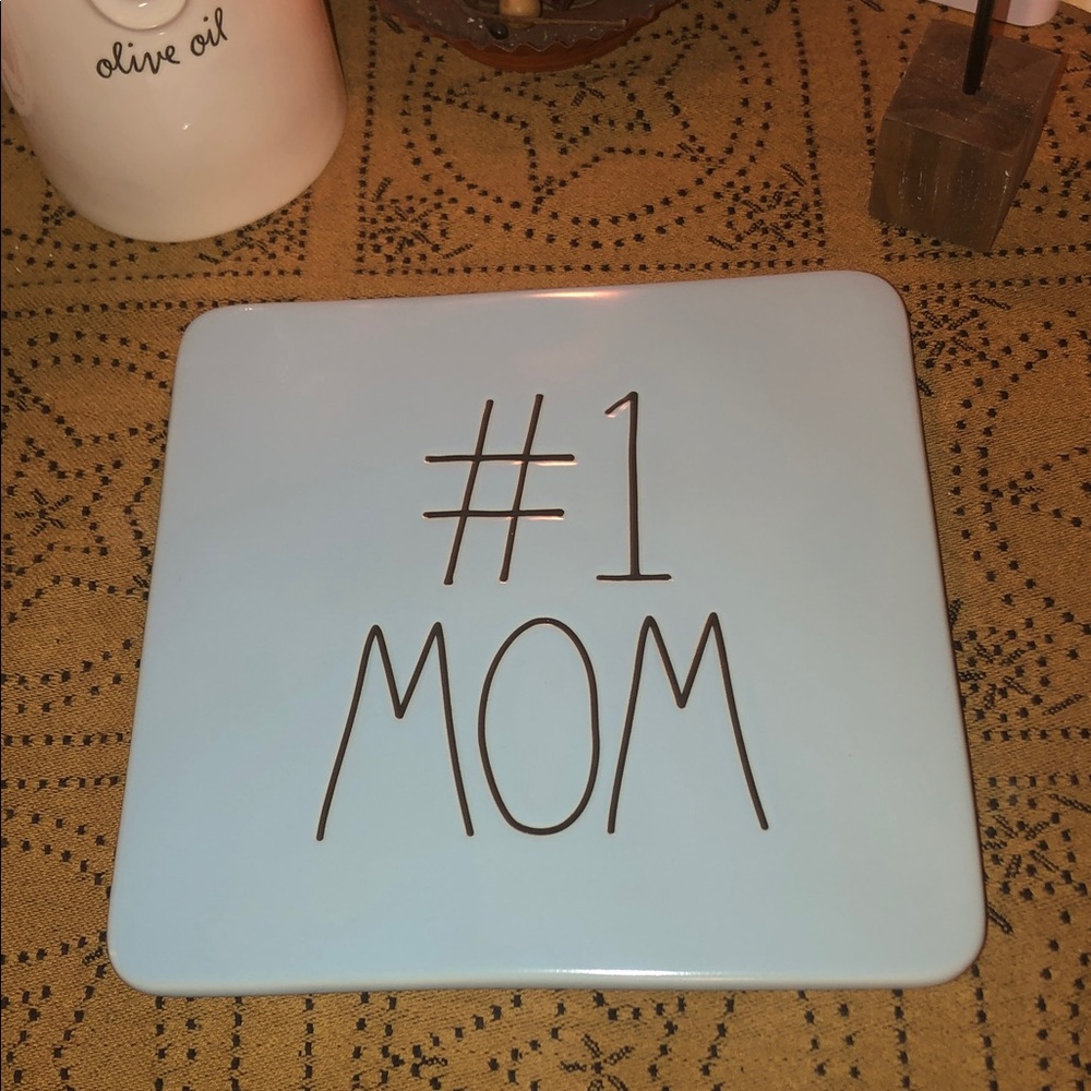 Rae Dunn #1 MOM Hot Plate/Trivet Blue